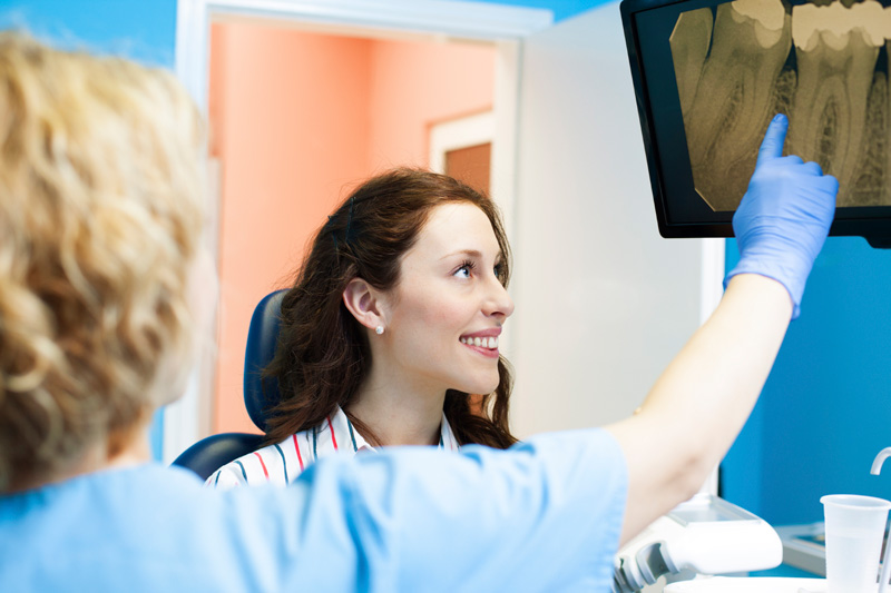 Digital X-rays by dentist in New York, NY.